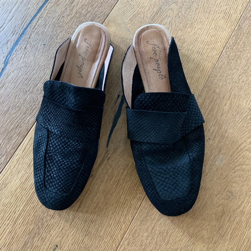 Free people mule slides